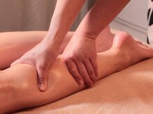 イロ(iro)の雰囲気(アロマオイルトリートメント。肌に優しいホホバオイルmix使用。)