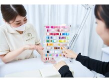 リメイクルーム 天王寺店(REMAKE ROOM)の雰囲気（店内には280色以上のカラーサンプルをご用意しています♪）