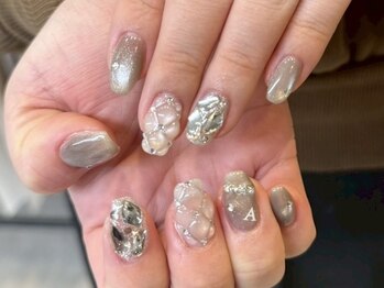 アニュレア バイ レヴィエリス(Anurea by Re’VIELISS)/持ち込みデザインネイル