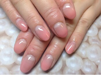 ラウト デコレーションアンドネイルサロン(Lauto Decoration&Nail Salon)/ピンクグラデーションネイル