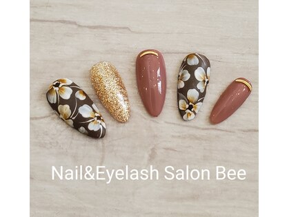 ビー(Nail&Eyelash Salon Bee)の写真