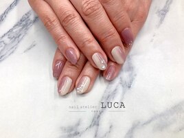 W-519 大人グラデーションネイル