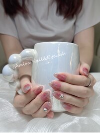 キラキラネイルデザイン