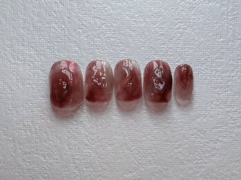 ブランシェ(Branche)の写真/初回オフ無料【シーズナルアートコース】上品な大人ネイルで理想の指先に♪一本一本丁寧に施術