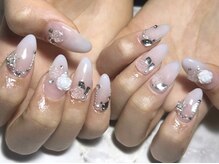 クロレ(Nail Salon COLORE)/お花×キラキラネイル　by.Ayaho