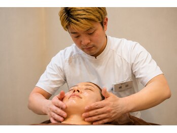 全快堂整骨院/オイル施術の様子