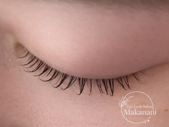 アイラッシュサロン マカナニ(eye lush salon makanani)の写真/【札幌希少のLEDエクステ導入】最新技術のLEDエクステでキープ力UP♪理想の目元をデザインしながらモチも◎