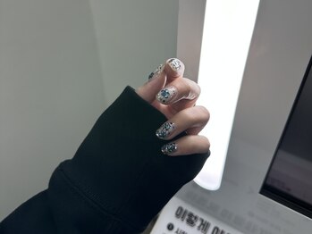 ホイップ(Whip)/お花ぷっくりネイル