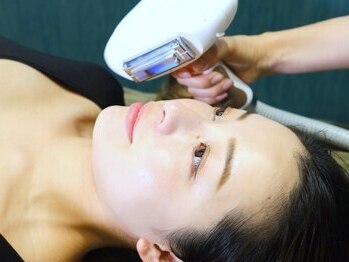 ぐりーんりぷるの写真/10分で顔印象激変！光フェイシャル×シミケアの即効体験◎純金ケアで仕上げる極上美肌が今なら5500円