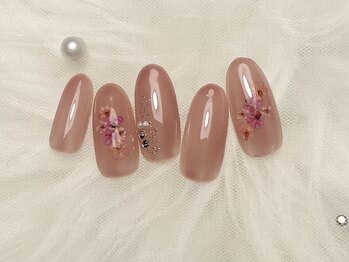 ルミエールサント(lumiere sainte)/大人上品♪押し花春ネイル♪