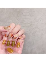 アティックネイルアトリエ(attic nail atelier)/アシメネイル★