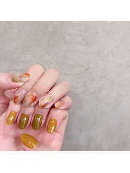 アティックネイルアトリエ(attic nail atelier)/アシメネイル★
