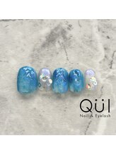 クワイ(Qui)/ニュアンス　夏ネイル