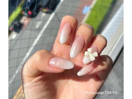 ホワイトグラデーションネイル♪