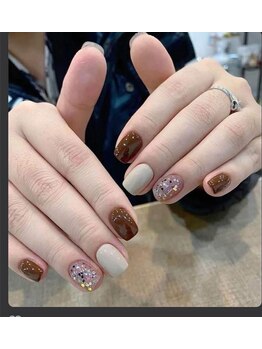 エムクイン(M.Queen)/モテ可愛い系デザインです