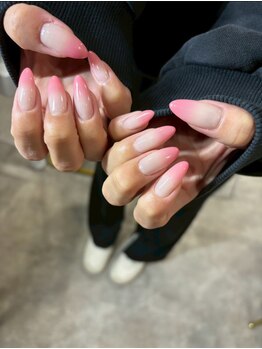 ナチュラルグラデーションネイル