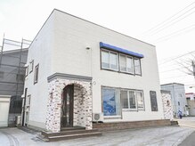 バレッタ アイラッシュ(Valletta eyelash)の雰囲気（白貴重としたお店の外観です！）