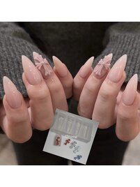 流行りクロムハーツネイル