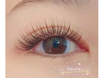 フルーリール(fleurir)/ボリュームラッシュ