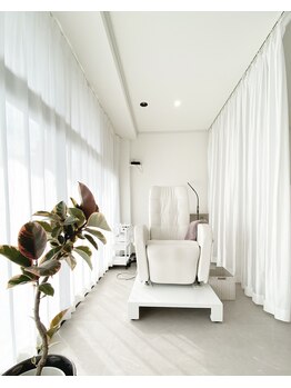 リリーナイン(Lily Nine)/eye 施術スペース