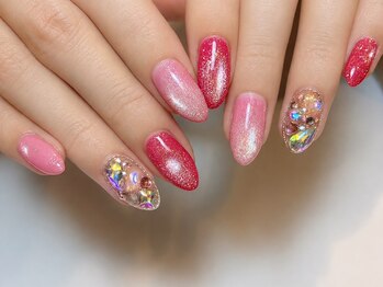 キラネイル アンド アイラッシュ by World Beauty(KIRA)/敷詰め ストーン