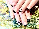 黒フレンチにハートを添えて。。