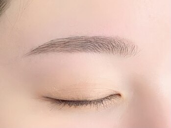 ネリネ 天神(nerine)/平行眉/美眉スタイリング