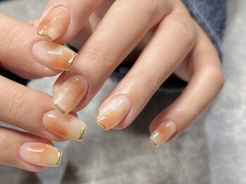 スワローネイルアイ(swallow nail eye)/ニュアンスネイル