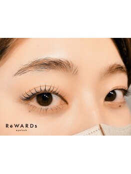 ナチュラル上品な目元にしたい