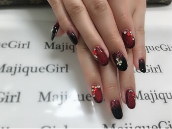 ネイルサロン マジックガール(Nail Salon MagiqueGirl)/【チックネイル】