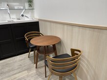 ネイルアンドアイラッシュ ヴィーナ フジグラン広島店(Vina)/待合いスペース