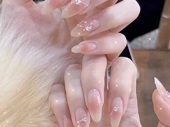クイーンズネイルサロン(Queen's nail salon)/チーク持ち込みデザイン