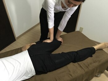 ラクタイセイタイイン 梅田茶屋町店(楽体整体院)//小顔/小顔矯正/フェイシャル