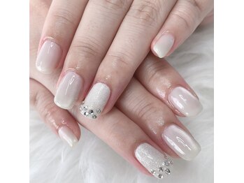 アーティット(Arthit)/4Fジェルネイル