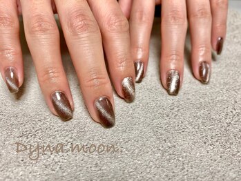 ダイナ ムーン(Dyna moon.)/マグネットネイル