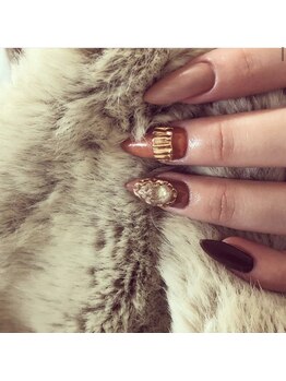 アイアイネイ(aiainei)/