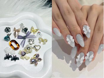 エミリーネイル(EMILY NAIL)の写真/流行&新作パーツ随時入荷♪カラー約400色♪持ち込みデザインOK★長さだし(チップ)10本パーツ2本付き11000円