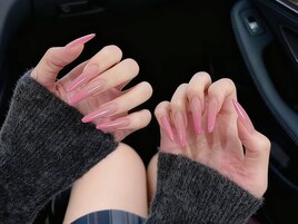 上品シンプル冬ネイル