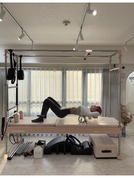 ピケピラティス 月島店(pique pilates)/肩こり解消、巻き肩改善