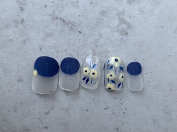 カラ ネイル 中津店(calla nail)/マルフレンチ×お花ネイル