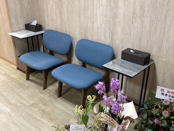 風香る鍼灸院/待合室