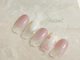 ふんわりチェリーネイル