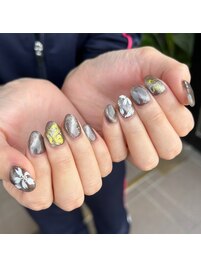 新色マグネットネイル♪