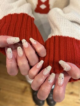 ビーチ ヘアーアンドネイル(BEACH HAIR&NAIL)の写真/ワンカラーやマグネットも上品に♪フォルムまでこだわった高技術でオフィスでも映える洗練された美爪に☆