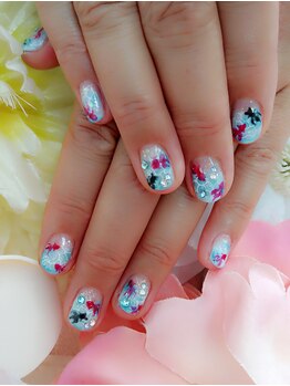 ミア(mia)/水面金魚ネイル