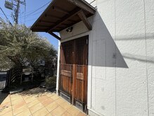 リツ(Rits)/店内入口ドア