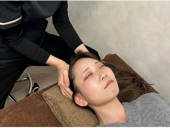 三ノ宮鍼灸院 接骨院/小顔矯正