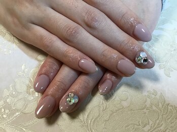 トパーズネイル(Topaz nail)/ストーンネイル