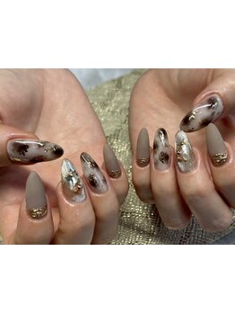 検定取得ネイリストがいるサロン