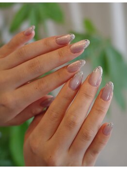 マイントゥ ネイル(mine too nail)の写真/シンプルだからこそ技術力が光る♪どんな服でも合う上品な指先を演出☆仕事上派手なネイルが出来ない方も◎